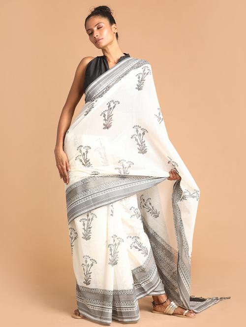 white handloom saree with blouse - 21272524 - Very Small Image - 1