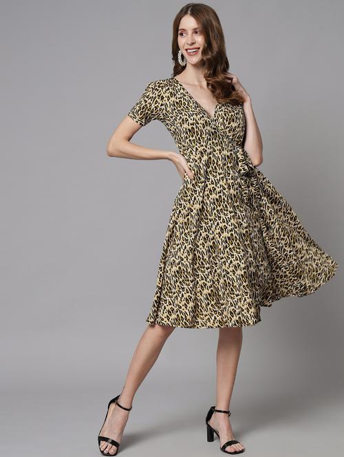 brown polyester wrap dress - 21277877 - Very Small Image - 1