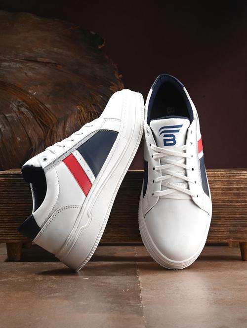 men lace up sneaker - 21278528 - Very Small Image - 1
