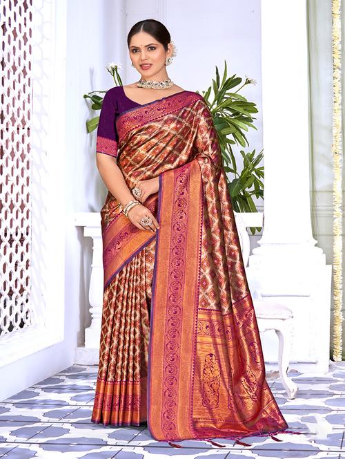 women self design bordered saree with blouse - 21281924 - Very Small Image - 1