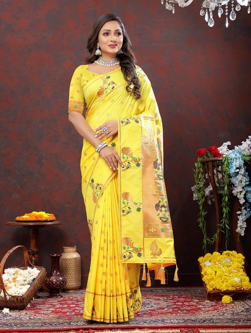 women self design paithani saree with blouse - 21284938 - Very Small Image - 1