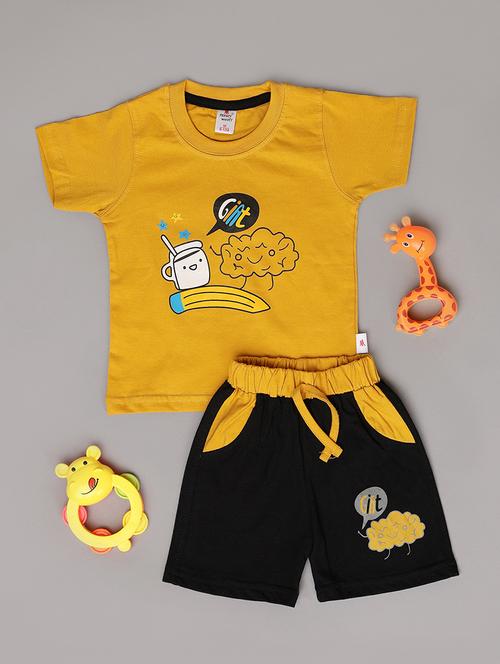 kids mustard cotton shorts set - 21296954 - Very Small Image - 1