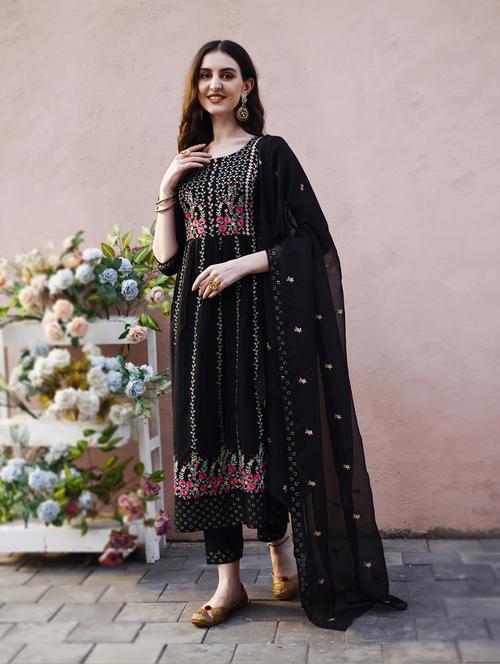 women black kurta dupatta set - 21308915 - Very Small Image - 1