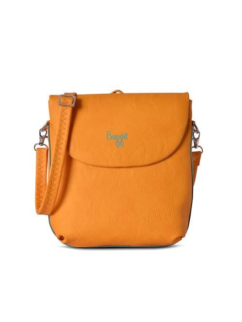 yellow pvc regular backpack - 21312658 - Very Small Image - 1