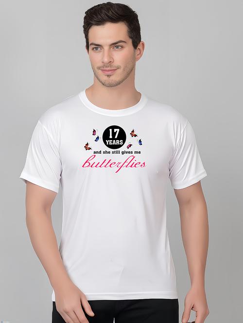 men round neck chest printed t-shirt - 21314292 - Very Small Image - 1