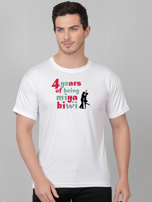 men round neck chest printed t-shirt - 21314696 - Very Small Image - 1