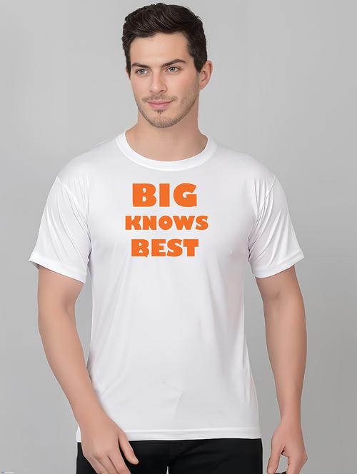 men round neck chest printed t-shirt - 21314782 - Very Small Image - 1