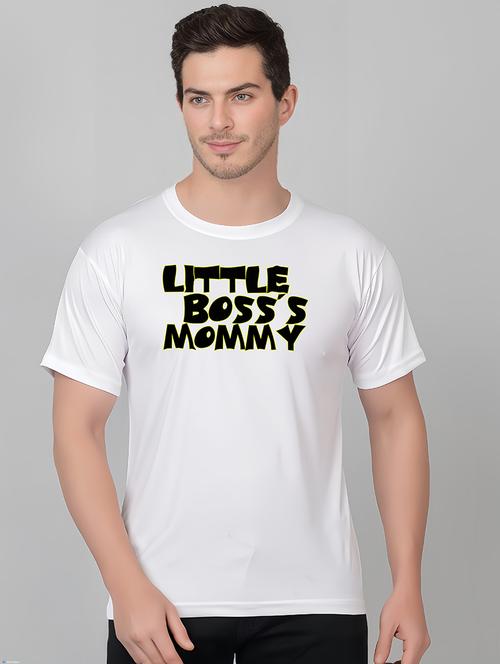 men round neck chest print t-shirt - 21314971 - Very Small Image - 1