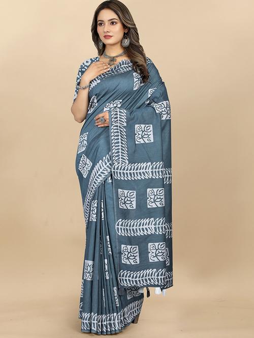women solid with work bordered saree - 21316486 - Very Small Image - 1