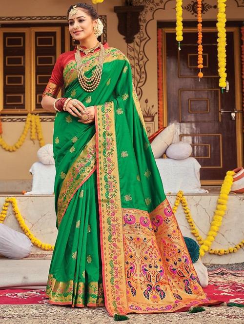 women green kanjivaram saree - 21318646 - Very Small Image - 1