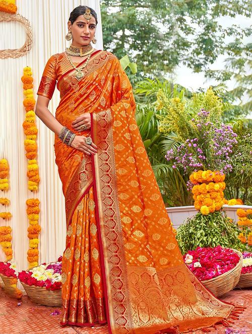 women self design banarasi saree with blouse - 21318794 - Very Small Image - 1