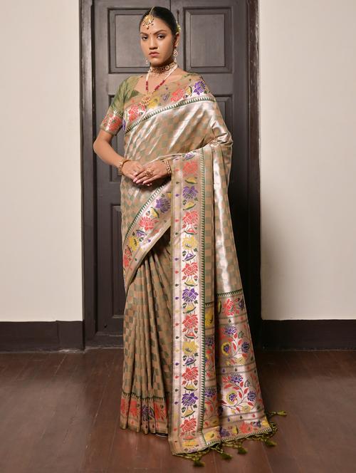 women self design paithani saree with blouse - 21321206 - Very Small Image - 1