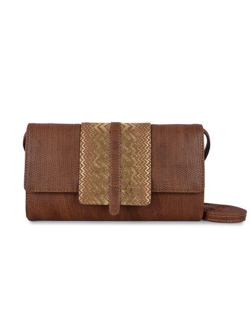 baggit women pvc leather hand wallet - 21323372 - Very Small Image - 1