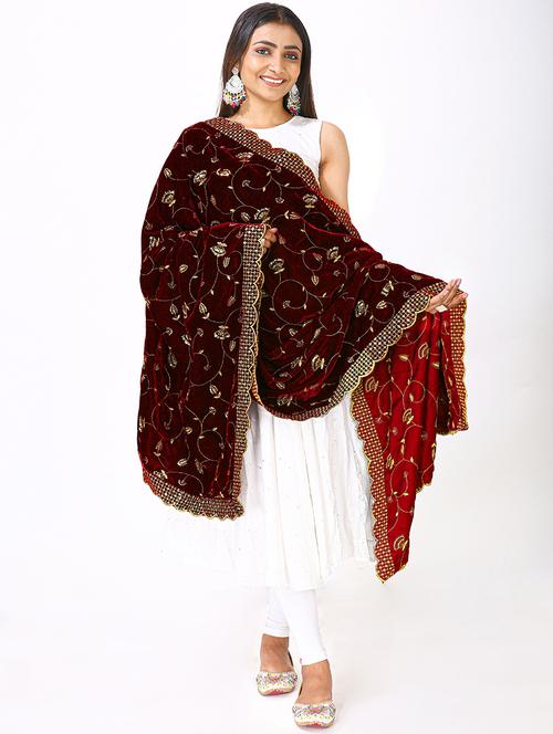 women embroidered velvet dupatta - 21331261 - Very Small Image - 1