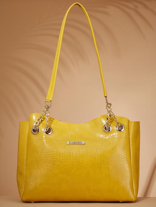 women textured casual handbag - 21359465 - Very Small Image - 1