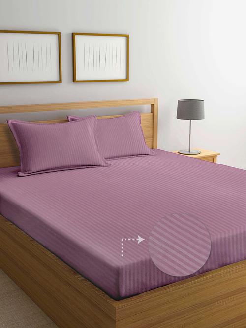 fabinaliv onion striped 300 tc cotton blend super king size double bedsheet with 2 pillow covers - 21401471 - Very Small Image - 1