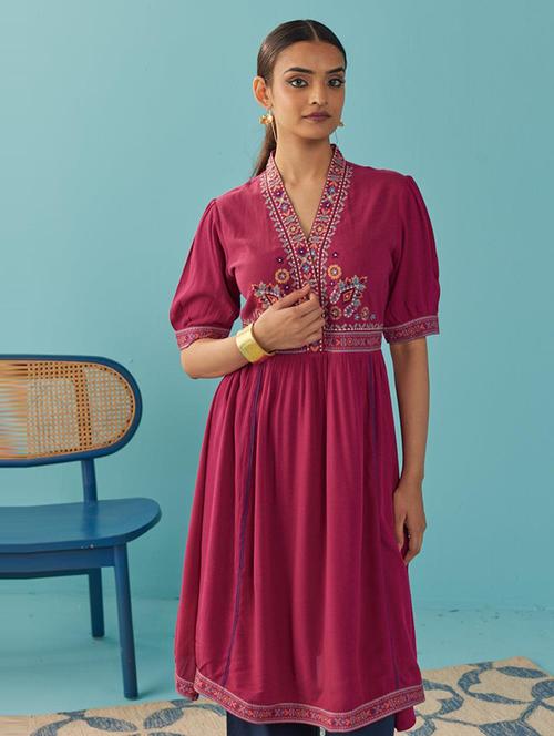 women maroon viscose a-line kurti - 21458884 - Very Small Image - 1