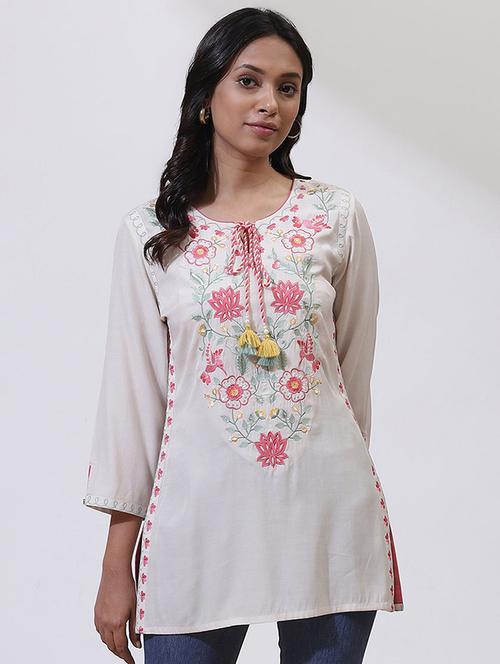 women white cotton straight kurti - 21458914 - Very Small Image - 1