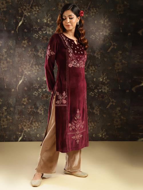 maroon embroidered woolen kurta - 21459242 - Very Small Image - 1