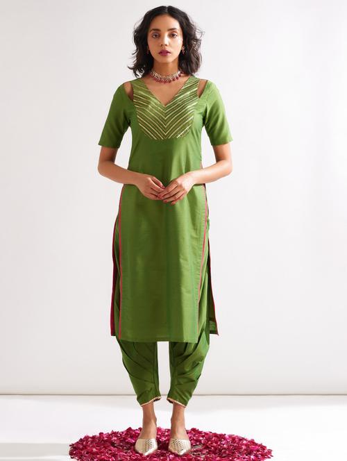 women solid gota detailed kurta pant set - 21459688 - Very Small Image - 1