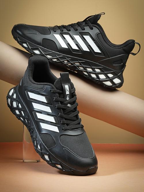 men lace up sports shoes - 21460794 - Very Small Image - 1