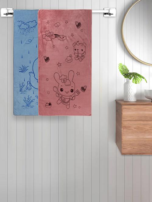 fabinaliv set of 2 multicolor cartoon print cotton kids bath towels (110x56 cm) - 21465382 - Very Small Image - 1