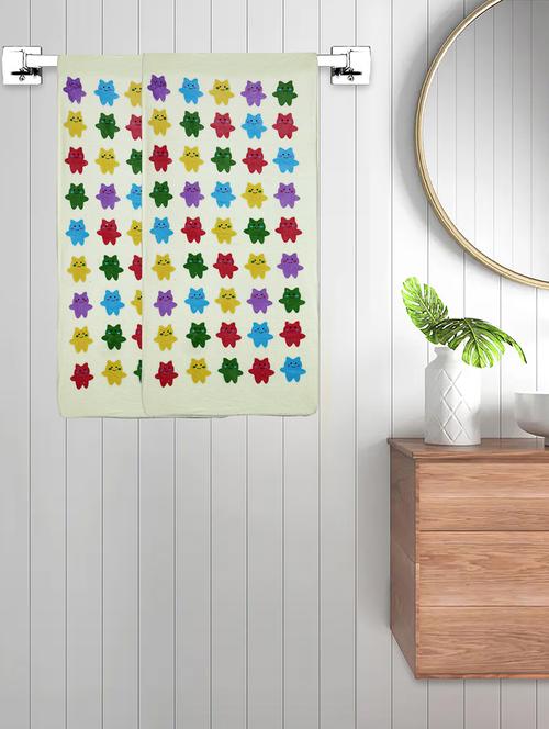 fabinaliv set of 2 yellow cartoon print cotton kids bath towels (110x56 cm) - 21465413 - Very Small Image - 1