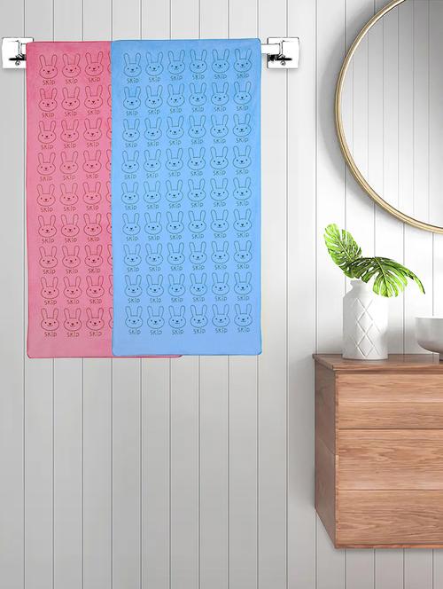 fabinaliv set of 2 multicolor cartoon 300 gsm cotton kids bath towels (110x55 cm) - 21465569 - Very Small Image - 1