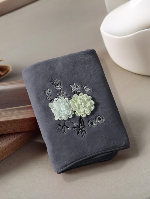 fabinaliv unisex grey solid 420 gsm full size cotton bath towel (140x70 cm) - 21465766 - Very Small Image - 1