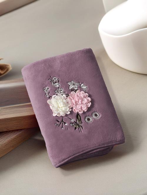 fabinaliv unisex onion solid 420 gsm full size cotton bath towel (140x70 cm) - 21465768 - Very Small Image - 1