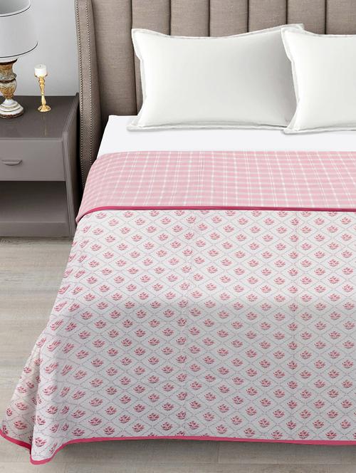 fabinaliv rust floral reversible ac room 300 gsm 100% cotton double bed dohar - 21465968 - Very Small Image - 1