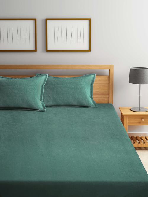 fabinaliv sunny green solid 300 tc woollen king size double bedsheet with 2 pillow covers - 21466153 - Very Small Image - 1