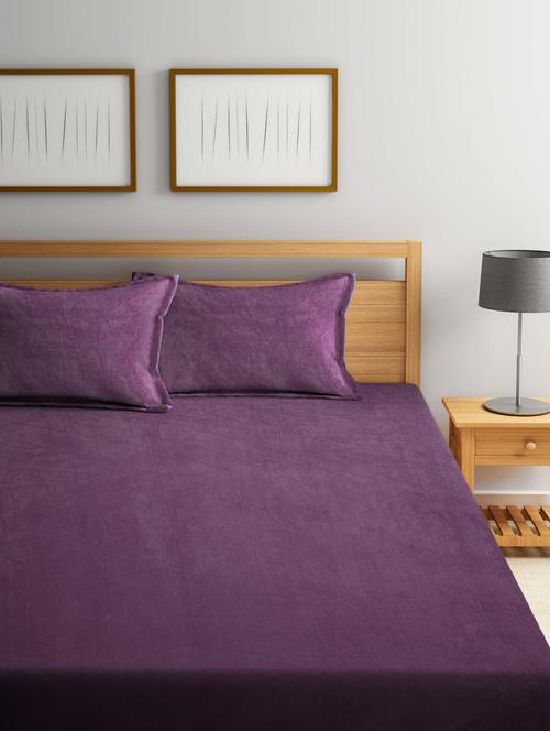 fabinaliv raisin purple solid 300 tc woollen king size fitted double bedsheet with 2 pillow covers - 21466442 - Very Small Image - 1