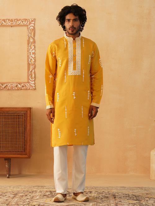 men embroidered mandarin neck long kurta - 21467713 - Very Small Image - 1