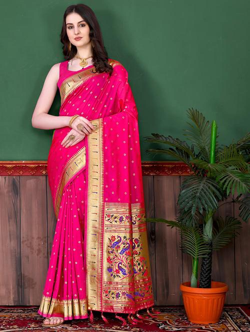 women self design banarasi saree with blouse - 21468874 - Very Small Image - 1