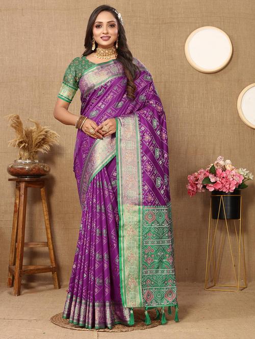 women self design patola saree with blouse - 21469144 - Very Small Image - 1