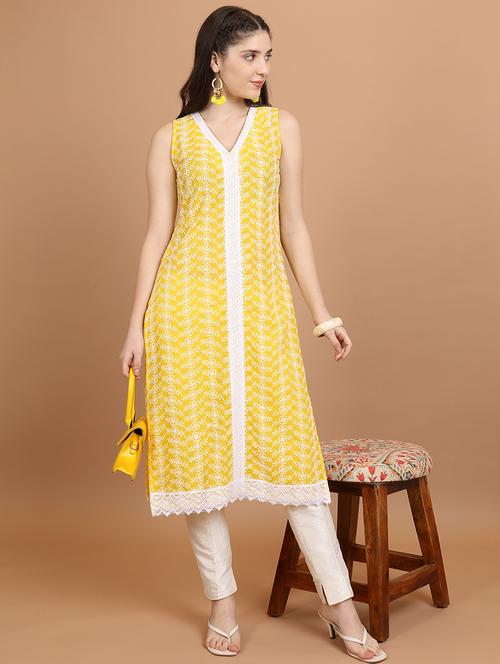 yellow embroidered a-line kurta - 21486626 - Very Small Image - 1
