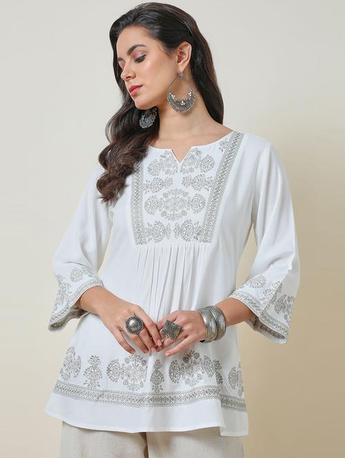 women three quarter sleeve printed regular tunic - 21489221 - Very Small Image - 1