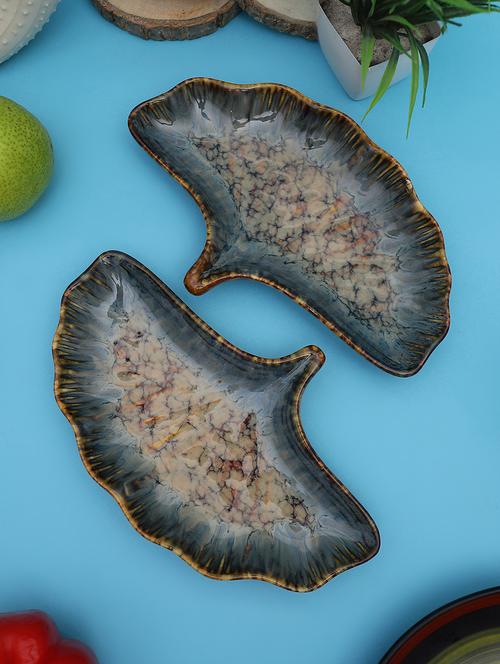 set of 2 ceramic serving platters - 21489616 - Very Small Image - 1