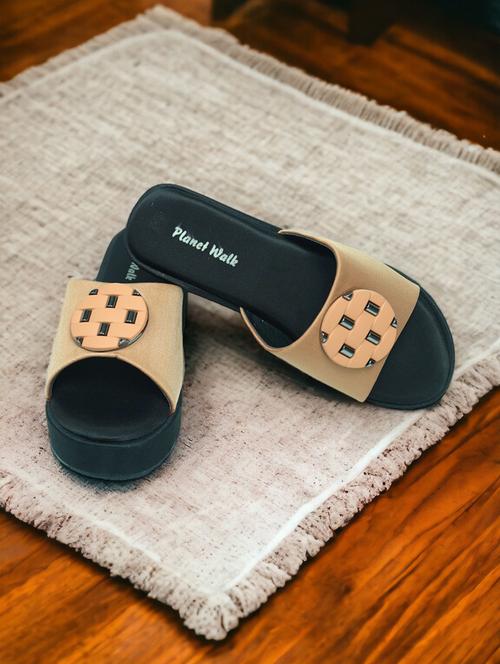 a pair of black and grey coloured open toe wedge heel. - 21500466 - Very Small Image - 1