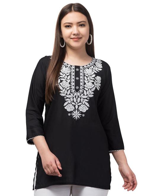 women round neck embroidered short kurta - 21502088 - Very Small Image - 1