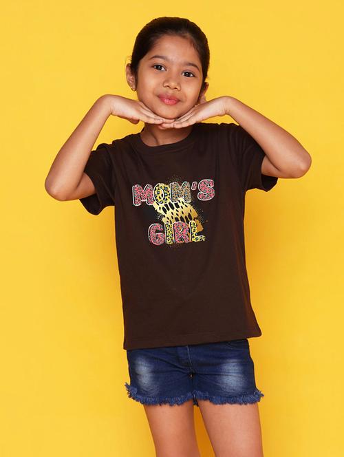 girls round neck front print t-shirt - 21503880 - Very Small Image - 1
