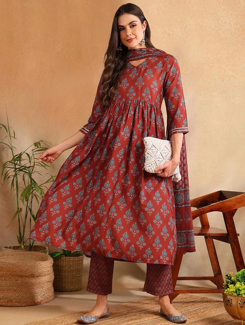 women maroon suit set - 21510453 - Very Small Image - 1