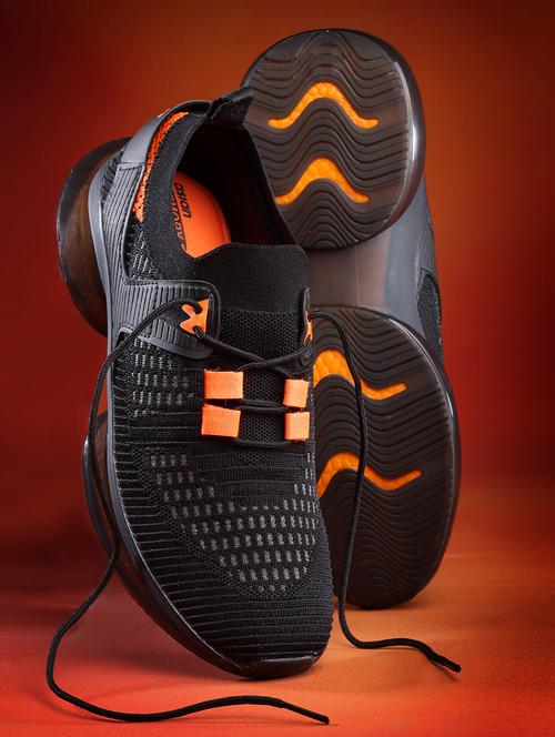 men black running sport shoes - 21518503 - Very Small Image - 1