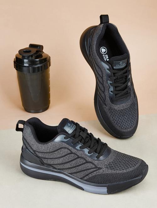 men black running sport shoes - 21521572 - Very Small Image - 1