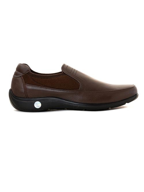 men brown solid formal slip on - 21535165 - Very Small Image - 1