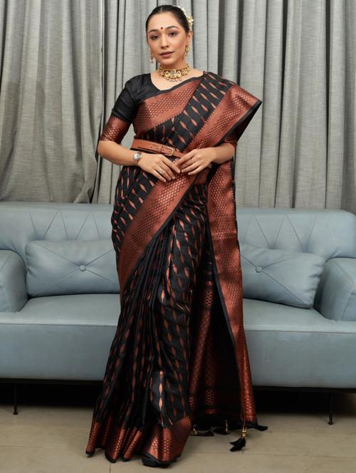women self design zari work kanjivaram saree - 21541227 - Very Small Image - 1