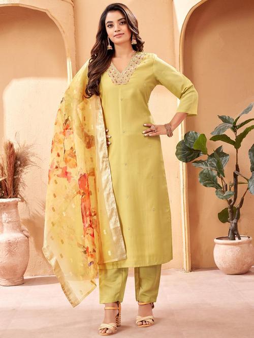 women v neck kurta pant set with dupatta - 21542062 - Very Small Image - 1