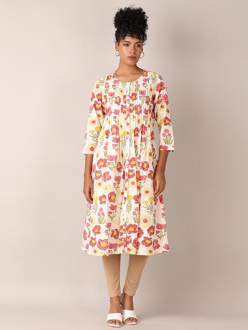 women three quarter sleeve a-line kurta - 21550542 - Very Small Image - 1