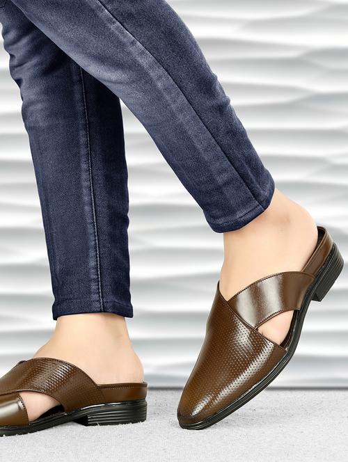 men solid slip on mules - 21553229 - Very Small Image - 1